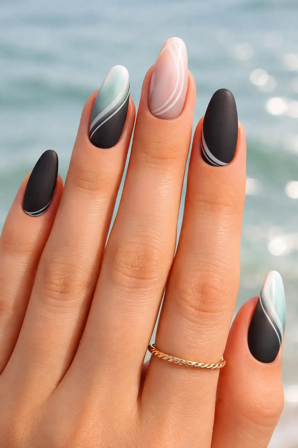 Pearl Noir Tide